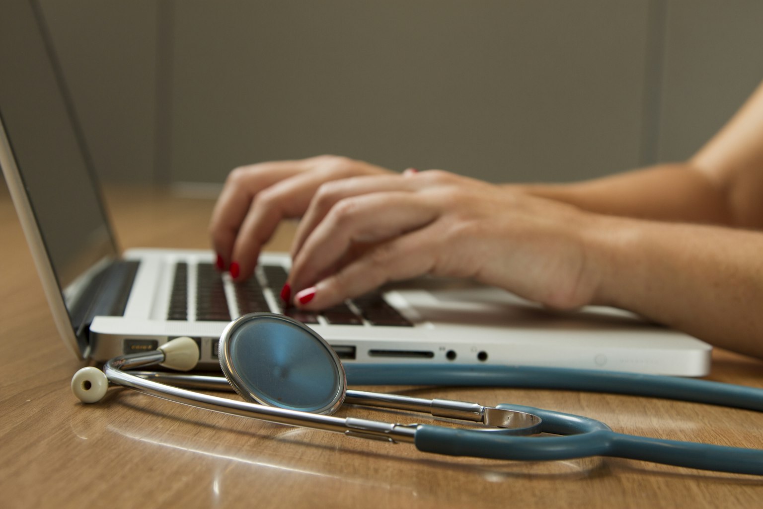 Voice AI for Healthcare: HIPAA-Compliant Patient Engagement